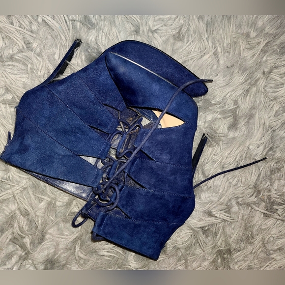 Gorgeous Dark blue Shoe Dazzle Women's Classic Booties Heels - Picture 4 of 4